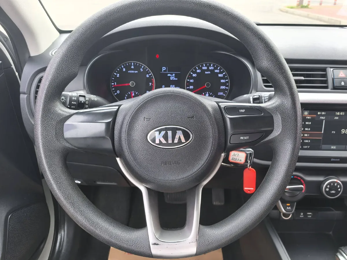 2017 Kia K2 1.4L 100HP L4 6AT,autocango,china used car exporter,china ev exporter,chinese used car exporter,chinese used ev exporter