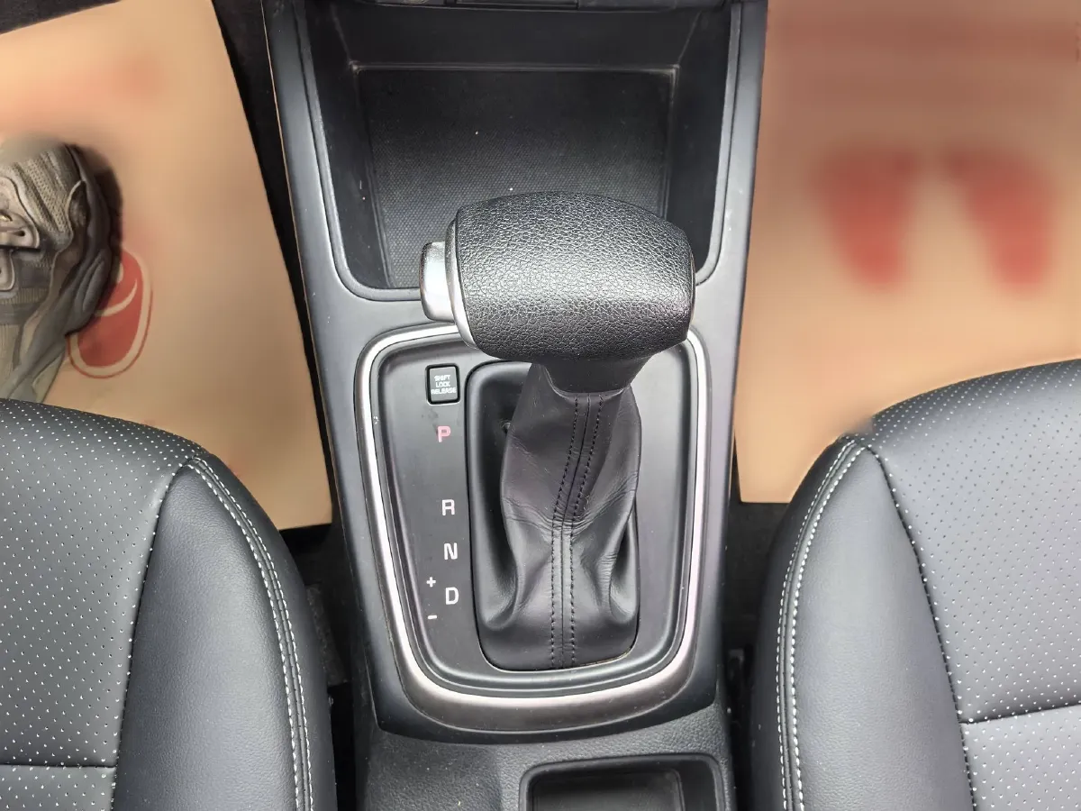 2017 Kia K2 1.4L 100HP L4 6AT,autocango,china used car exporter,china ev exporter,chinese used car exporter,chinese used ev exporter