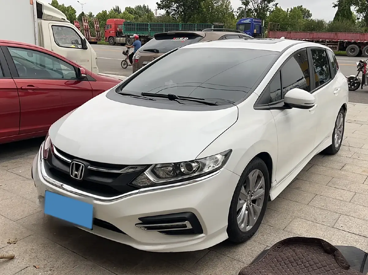 2017 Honda Jade 1.8L 141HP L4 5AT