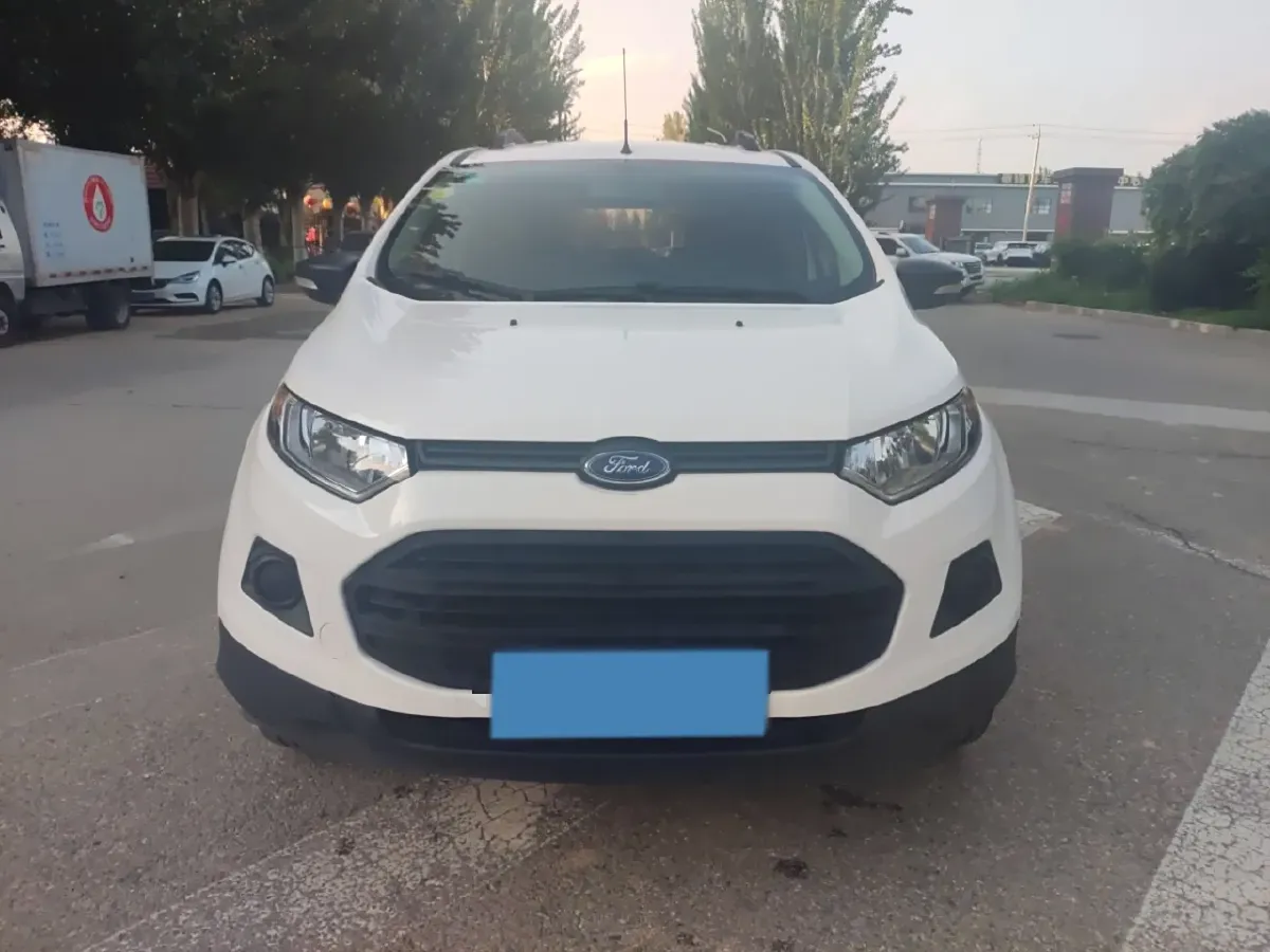 2017 Ford EcoSport 1.5L 110HP L4 5MT,autocango,china used car exporter,china ev exporter,chinese used car exporter,chinese used ev exporter