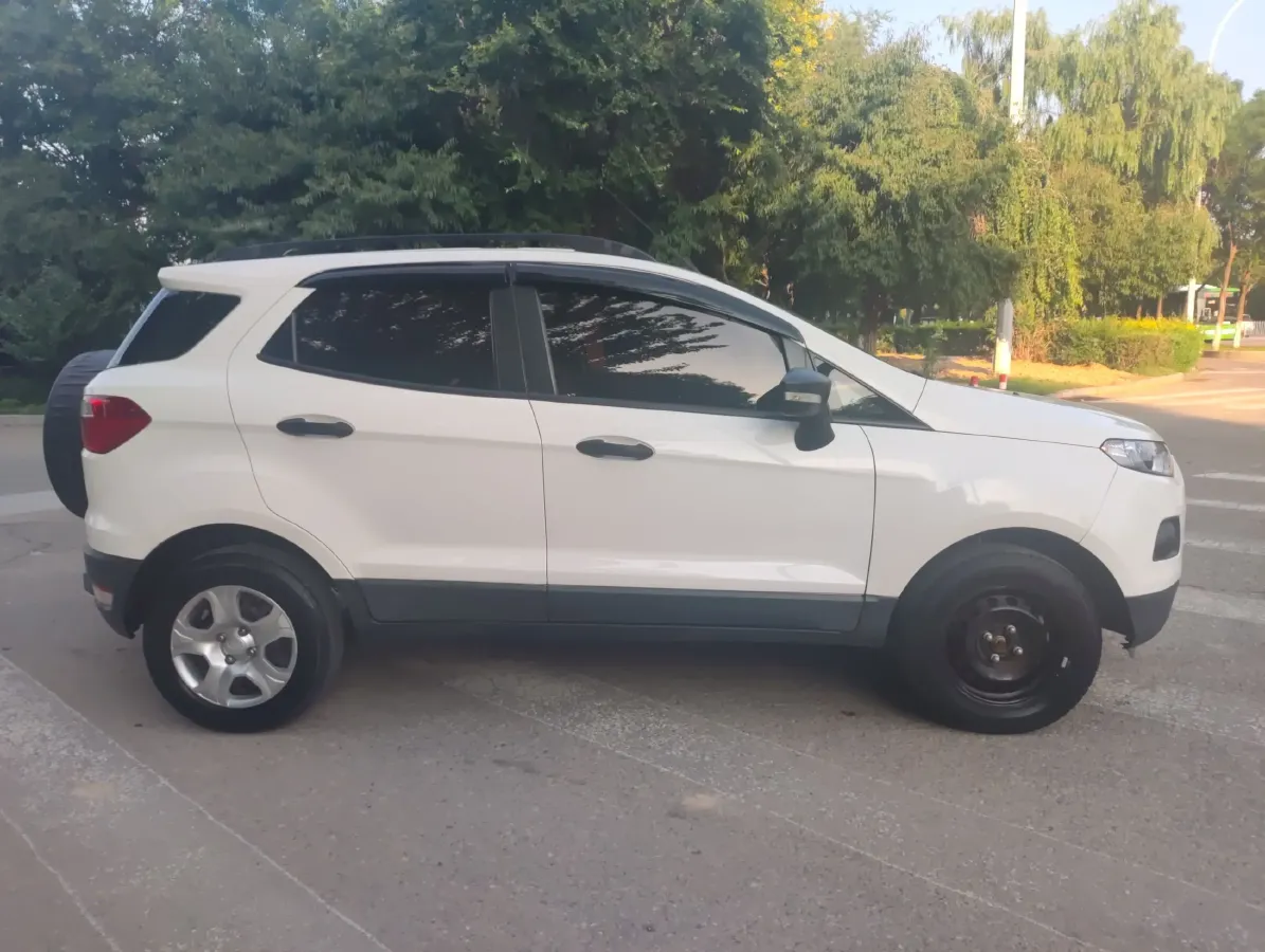 2017 Ford EcoSport 1.5L 110HP L4 5MT,autocango,china used car exporter,china ev exporter,chinese used car exporter,chinese used ev exporter
