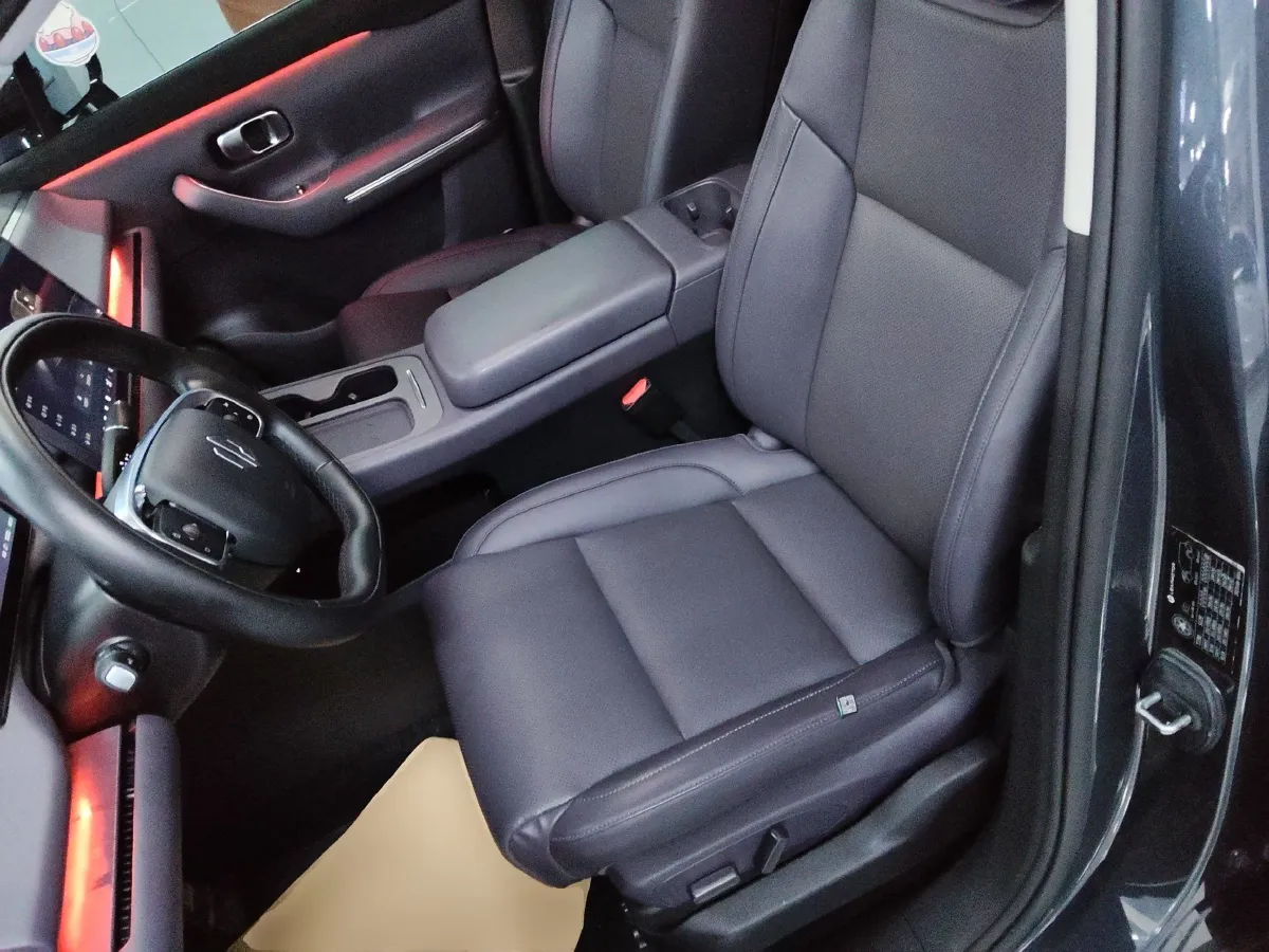 2024 Leapmotor C16 1.5L 95HP L4 REEV 28.4KWH,autocango,china used car exporter,china ev exporter,chinese used car exporter,chinese used ev exporter