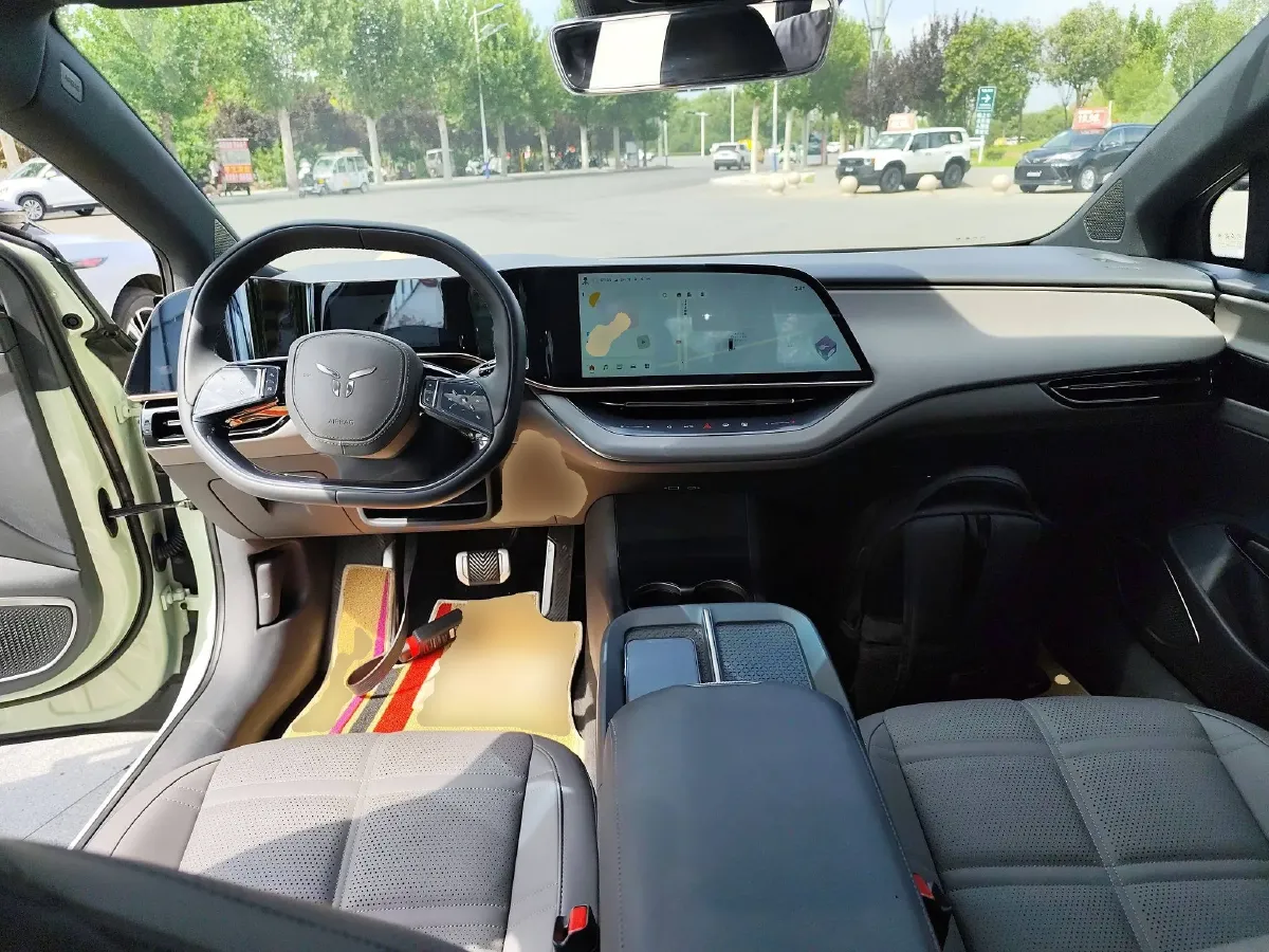 2024 HongQi EH7 BEV 85KWH,autocango,china used car exporter,china ev exporter,chinese used car exporter,chinese used ev exporter