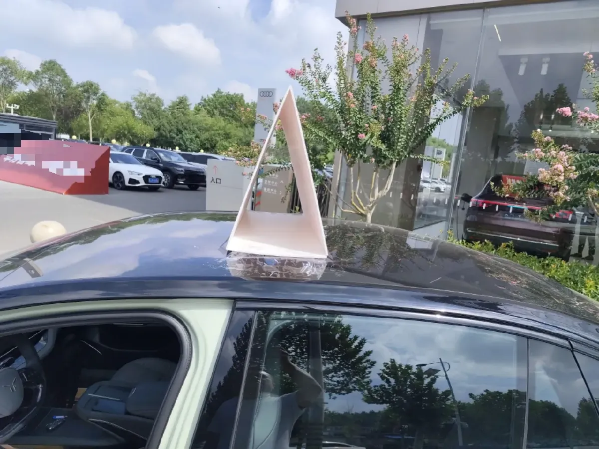 2024 HongQi EH7 BEV 85KWH,autocango,china used car exporter,china ev exporter,chinese used car exporter,chinese used ev exporter