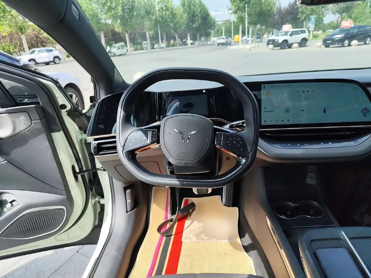 2024 HongQi EH7 BEV 85KWH,autocango,china used car exporter,china ev exporter,chinese used car exporter,chinese used ev exporter