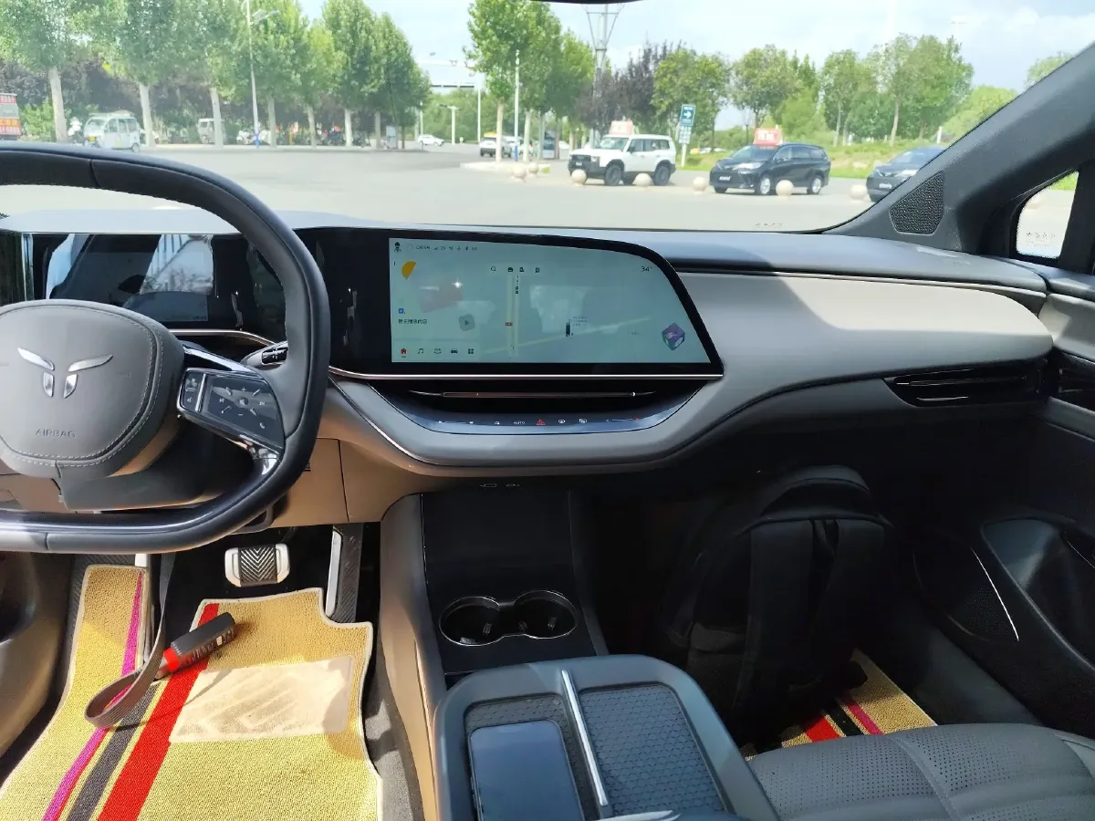 2024 HongQi EH7 BEV 85KWH,autocango,china used car exporter,china ev exporter,chinese used car exporter,chinese used ev exporter