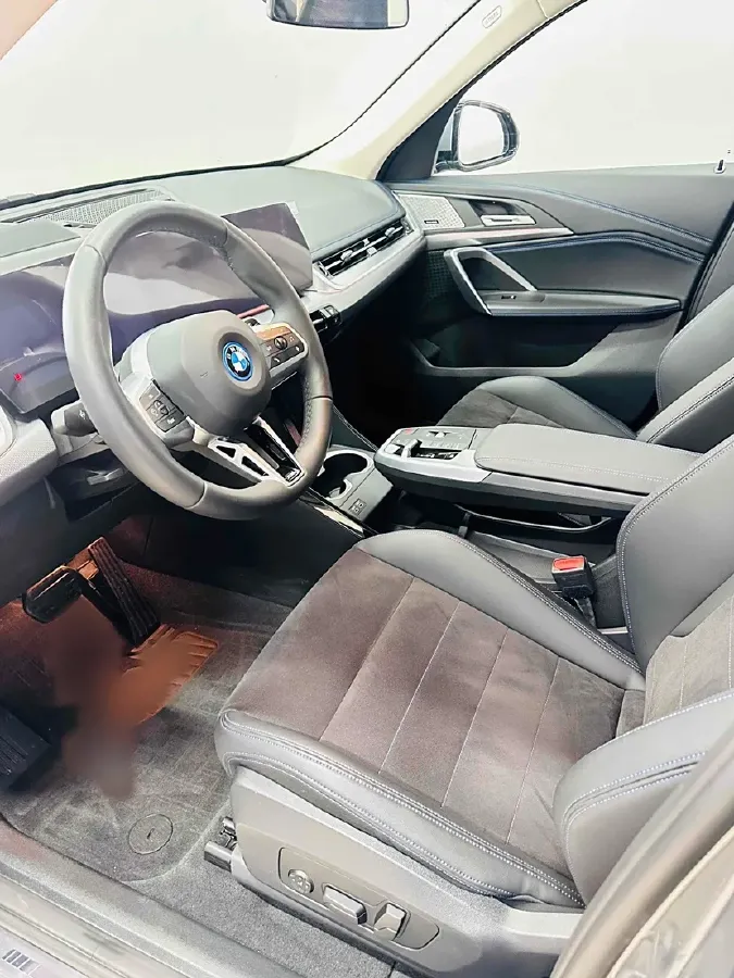 2023 BMW iX1 BEV 66.45KWH,autocango,china used car exporter,china ev exporter,chinese used car exporter,chinese used ev exporter