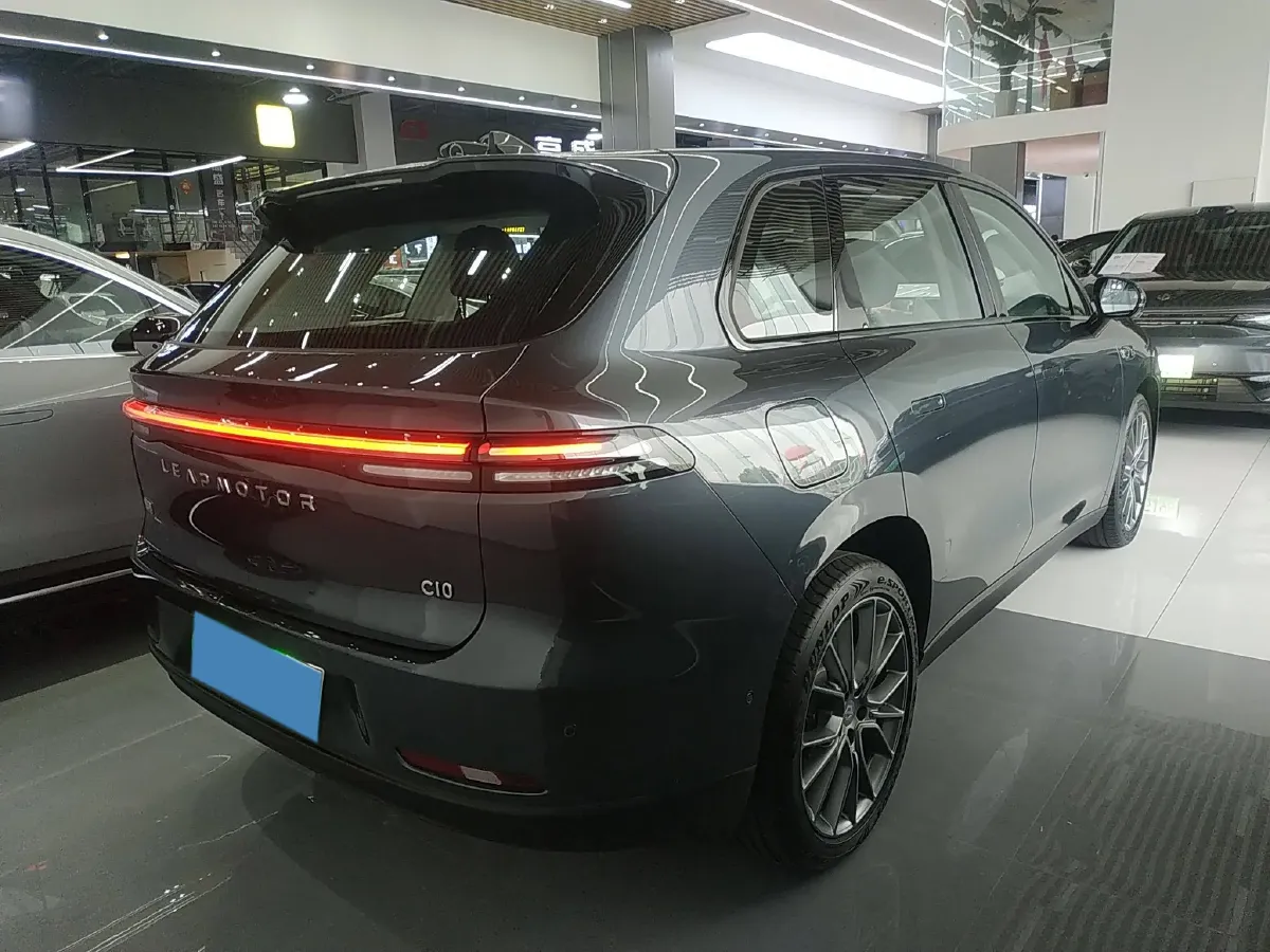 2024 Leapmotor C10 1.5L 95HP L4 REEV 28.4KWH,autocango,china used car exporter,china ev exporter,chinese used car exporter,chinese used ev exporter