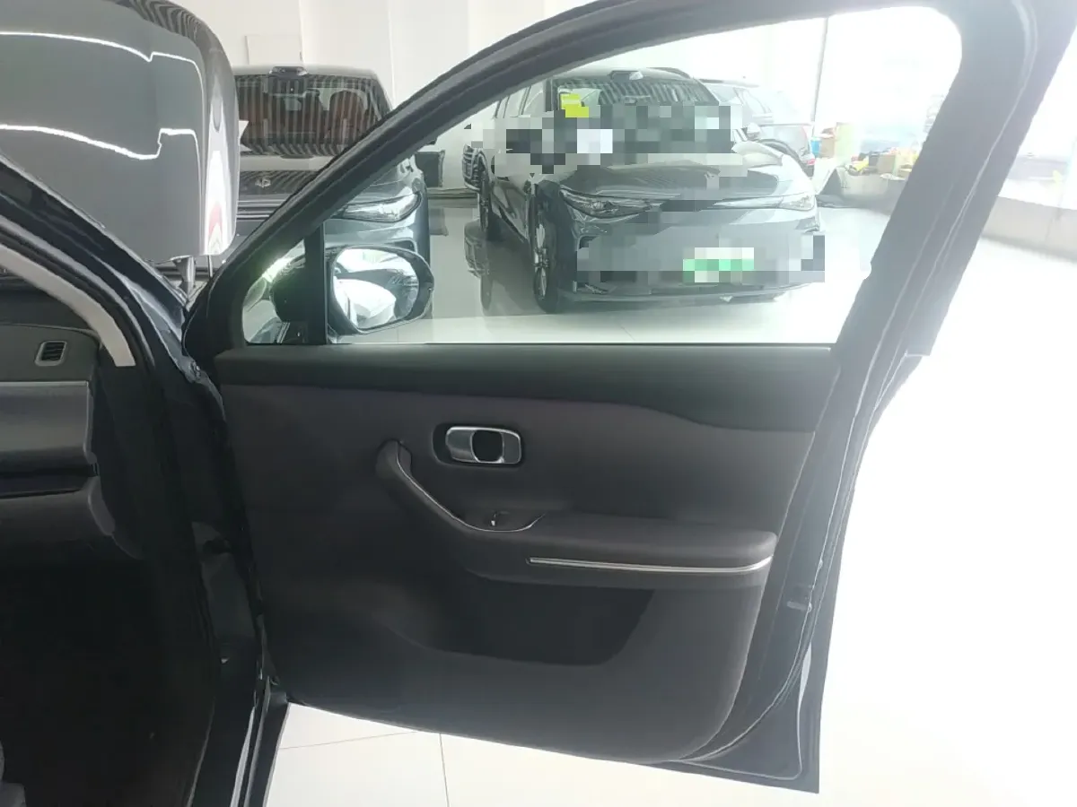 2024 Leapmotor C10 1.5L 95HP L4 REEV 28.4KWH,autocango,china used car exporter,china ev exporter,chinese used car exporter,chinese used ev exporter