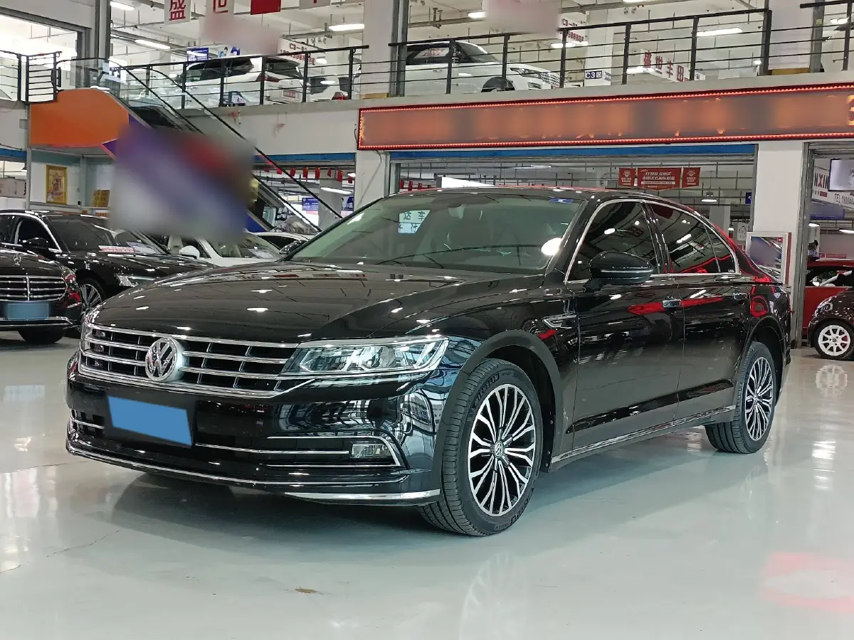2018 Volkswagen Phideon 2.0T 224HP L4 7DCT