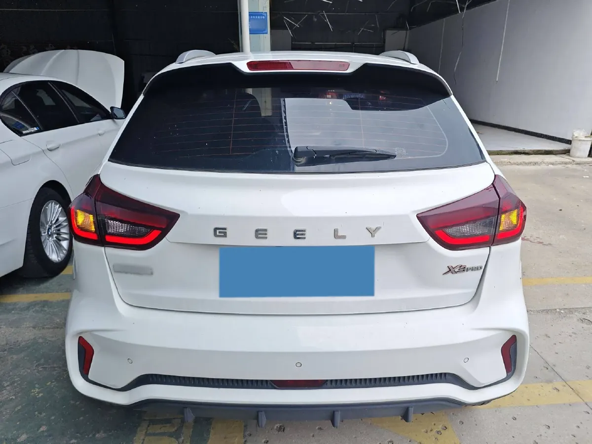 2021 Geely Vision X3 1.5L 109HP L4 CVT,autocango,china used car exporter,china ev exporter,chinese used car exporter,chinese used ev exporter