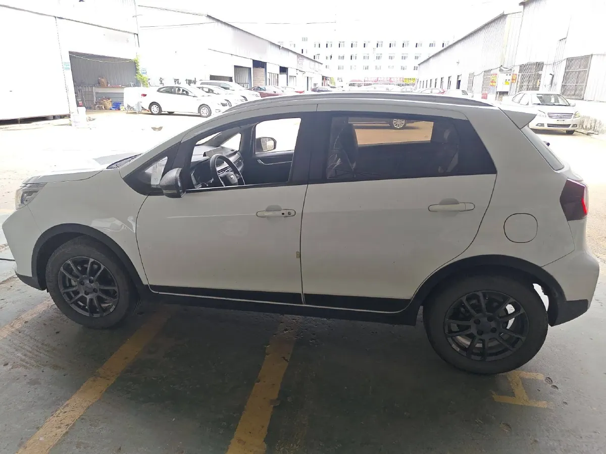 2021 Geely Vision X3 1.5L 109HP L4 CVT,autocango,china used car exporter,china ev exporter,chinese used car exporter,chinese used ev exporter