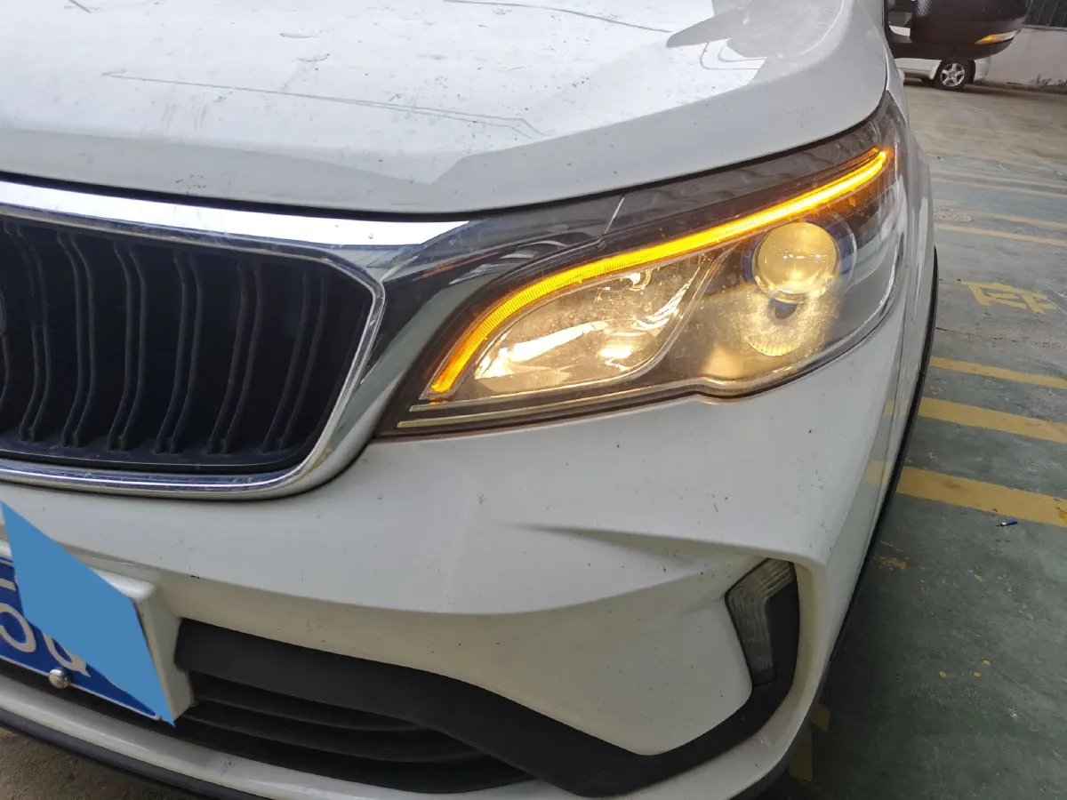 2021 Geely Vision X3 1.5L 109HP L4 CVT,autocango,china used car exporter,china ev exporter,chinese used car exporter,chinese used ev exporter