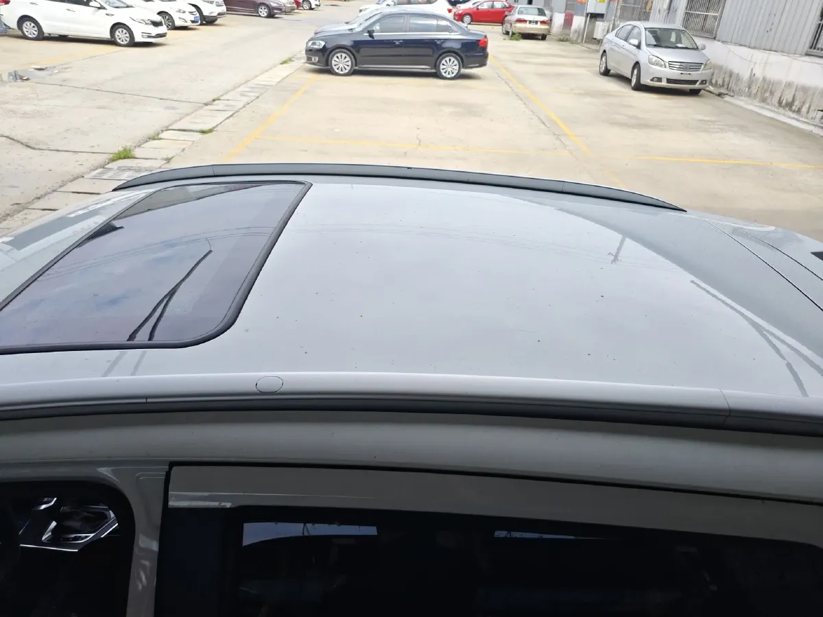 2021 Geely Vision X3 1.5L 109HP L4 CVT,autocango,china used car exporter,china ev exporter,chinese used car exporter,chinese used ev exporter