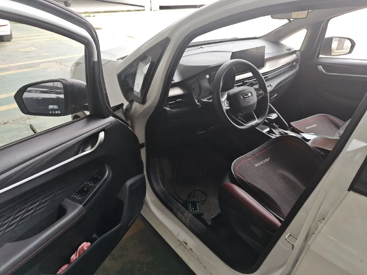 2021 Geely Vision X3 1.5L 109HP L4 CVT,autocango,china used car exporter,china ev exporter,chinese used car exporter,chinese used ev exporter