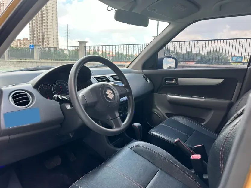 2015 Suzuki Swift 1.5L 103HP L4 4AT,autocango,china used car exporter,china ev exporter,chinese used car exporter,chinese used ev exporter