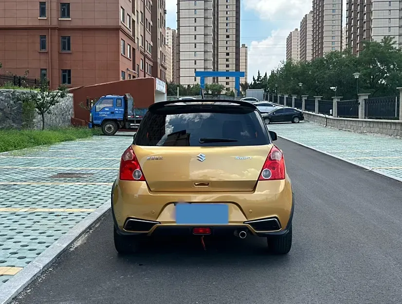 2015 Suzuki Swift 1.5L 103HP L4 4AT,autocango,china used car exporter,china ev exporter,chinese used car exporter,chinese used ev exporter