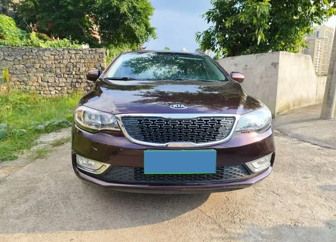 2014 Kia Forte 1.6L 123HP L4 5MT,autocango,china used car exporter,china ev exporter,chinese used car exporter,chinese used ev exporter