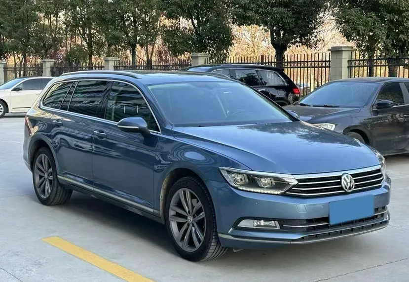 2017 Volkswagen Alltrack 2.0T 220HP L4 6DCT,autocango,china used car exporter,china ev exporter,chinese used car exporter,chinese used ev exporter