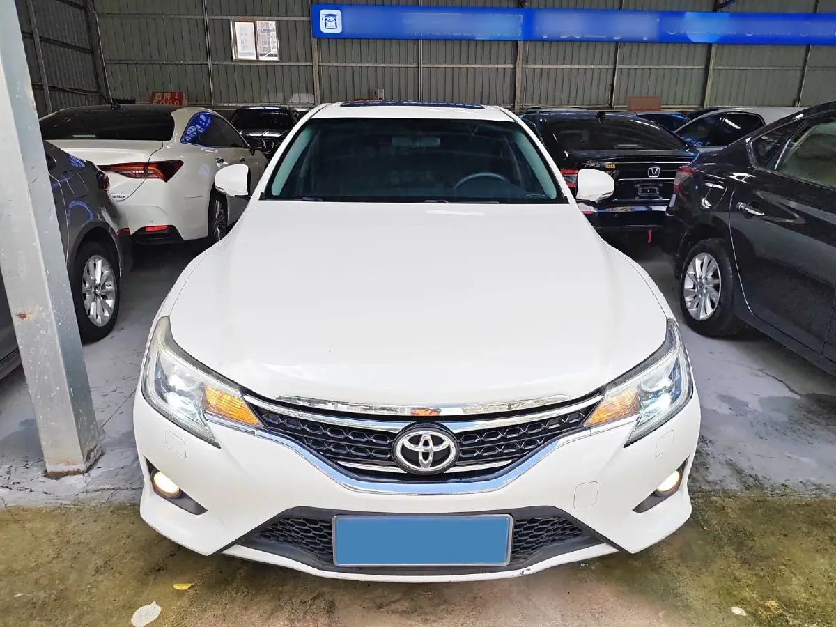 2013 Toyota Reiz 2.5L 193HP V6 6AT,autocango,china used car exporter,china ev exporter,chinese used car exporter,chinese used ev exporter