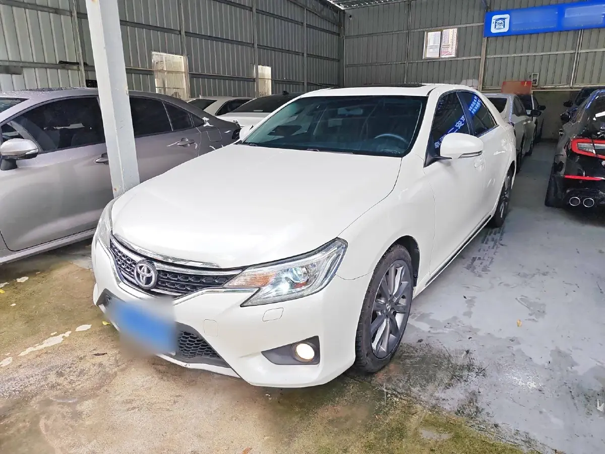 2013 Toyota Reiz 2.5L 193HP V6 6AT