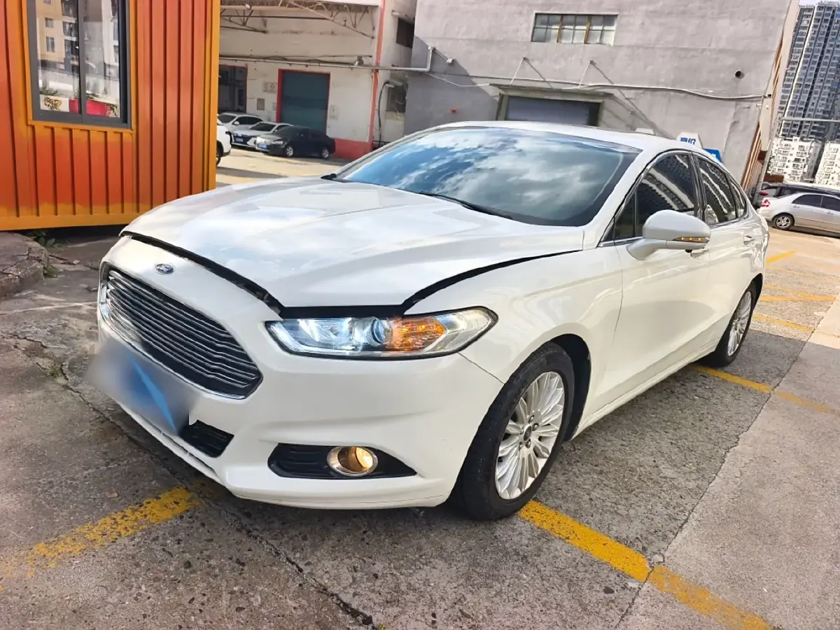 2013 Ford Mondeo 2.0T 203HP L4 6AT
