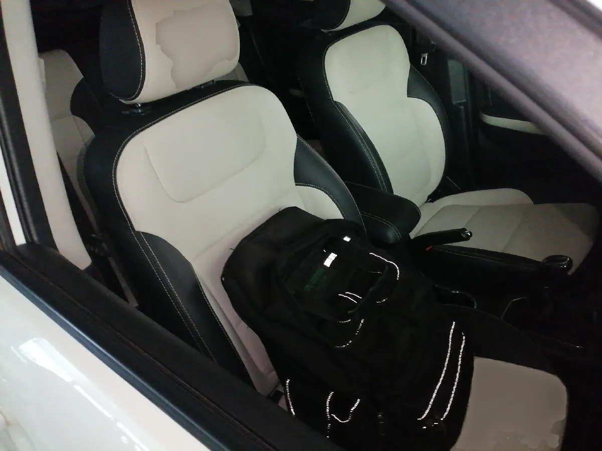 2017 ChangAn CS35 1.6L 125HP L4 5MT,autocango,china used car exporter,china ev exporter,chinese used car exporter,chinese used ev exporter