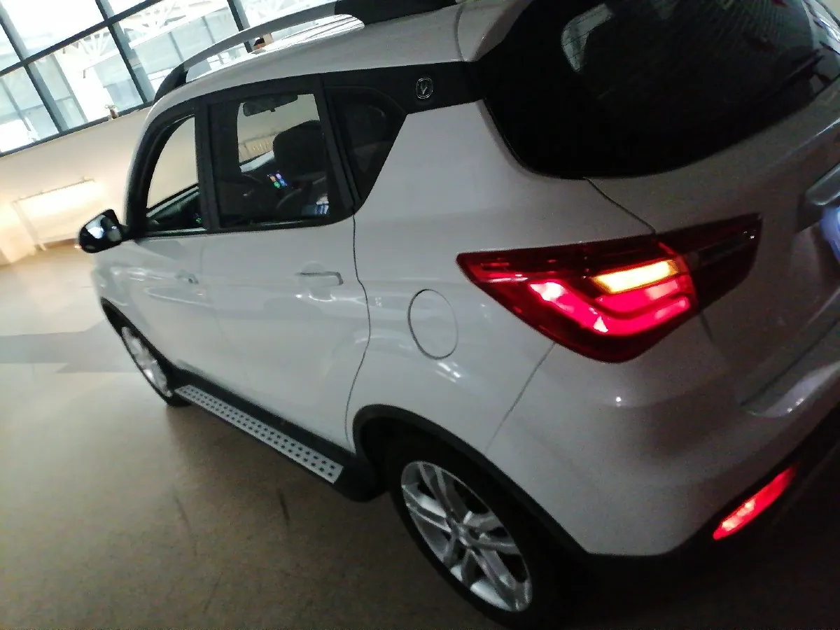 2017 ChangAn CS35 1.6L 125HP L4 5MT,autocango,china used car exporter,china ev exporter,chinese used car exporter,chinese used ev exporter