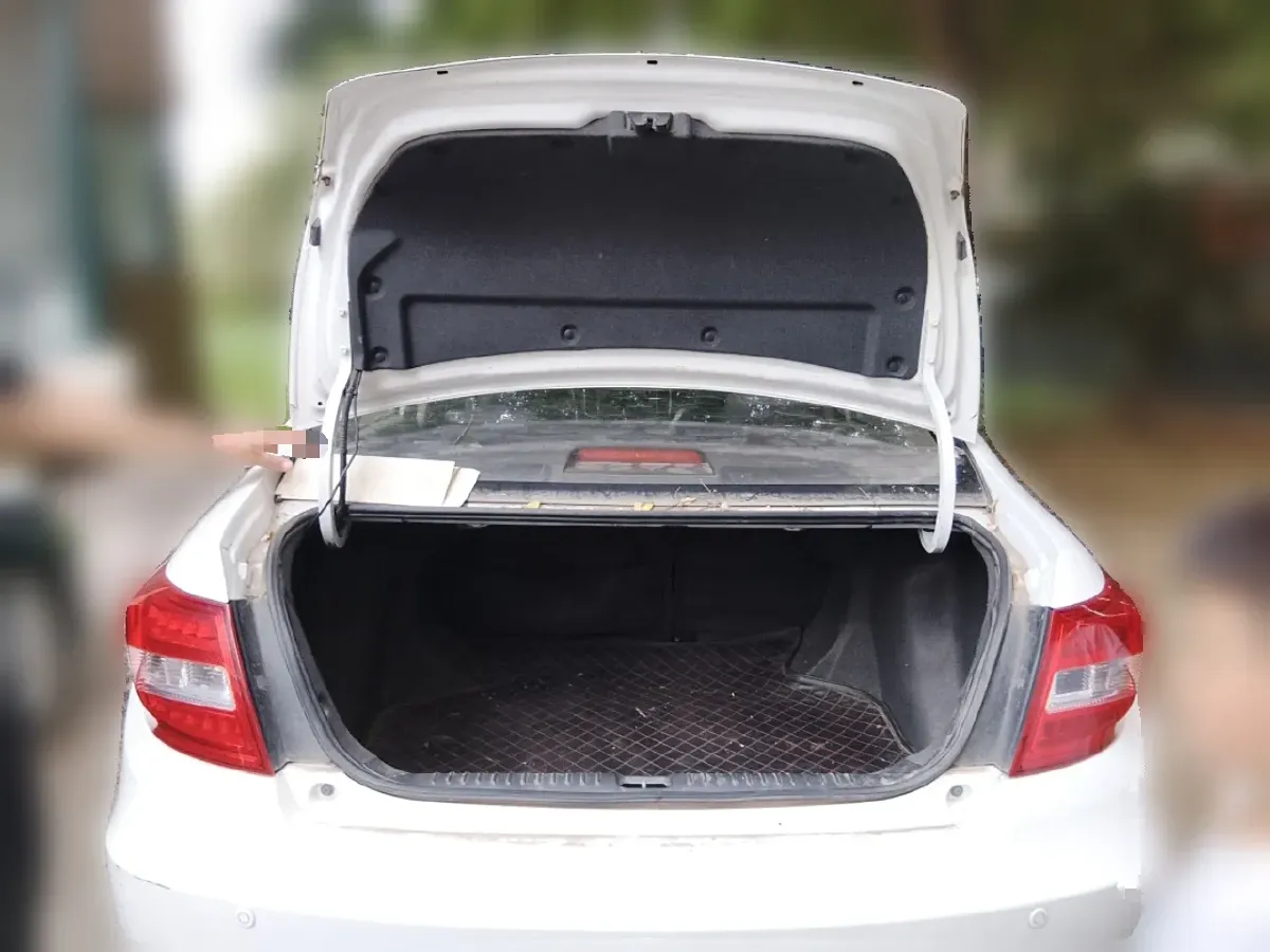 2016 Geely Vision 1.5L 109HP L4 5MT,autocango,china used car exporter,china ev exporter,chinese used car exporter,chinese used ev exporter