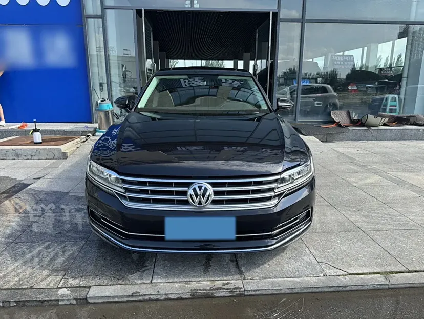 2019 Volkswagen Phideon 2.0T 224HP L4 7DCT,autocango,china used car exporter,china ev exporter,chinese used car exporter,chinese used ev exporter