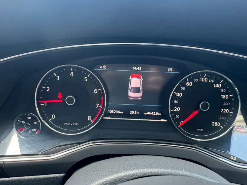 2019 Volkswagen Phideon 2.0T 224HP L4 7DCT,autocango,china used car exporter,china ev exporter,chinese used car exporter,chinese used ev exporter