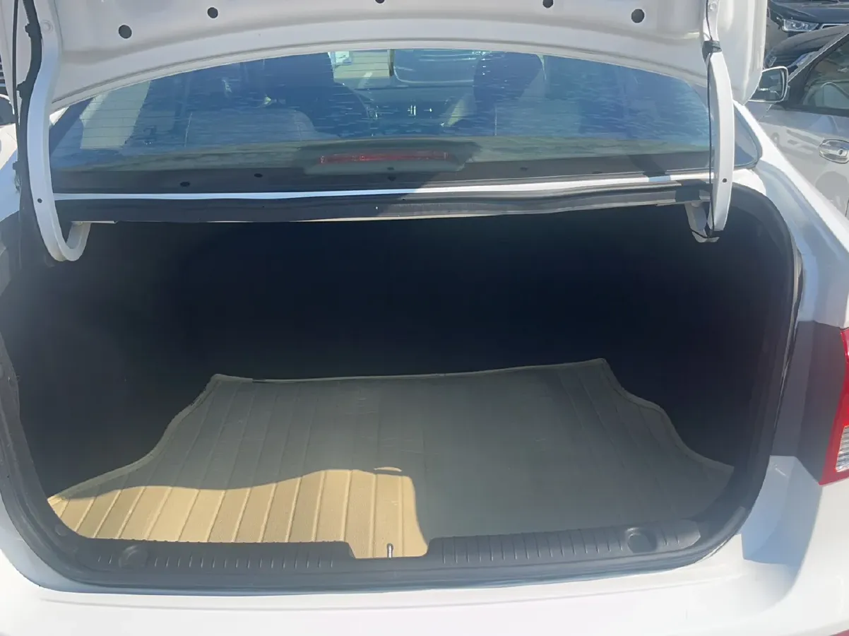 2015 Kia K2 1.4L 107HP L4 4AT,autocango,china used car exporter,china ev exporter,chinese used car exporter,chinese used ev exporter