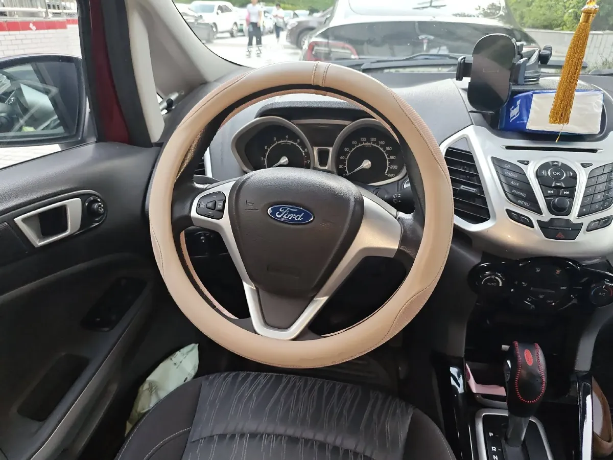 2013 Ford EcoSport 1.5L 110HP L4 6DCT,autocango,china used car exporter,china ev exporter,chinese used car exporter,chinese used ev exporter