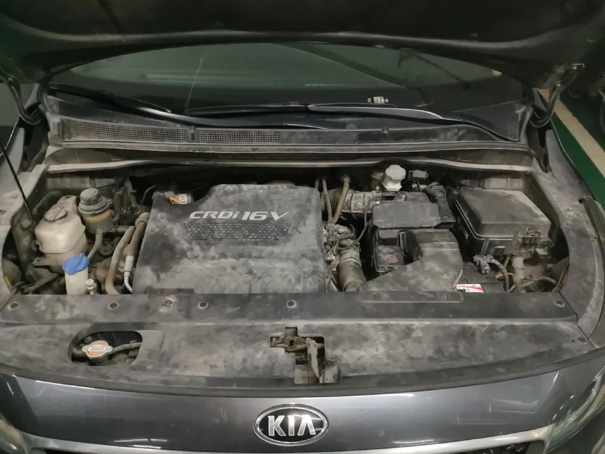 2015 Kia Carnival 2.2T 200HP L4 6AT,autocango,china used car exporter,china ev exporter,chinese used car exporter,chinese used ev exporter