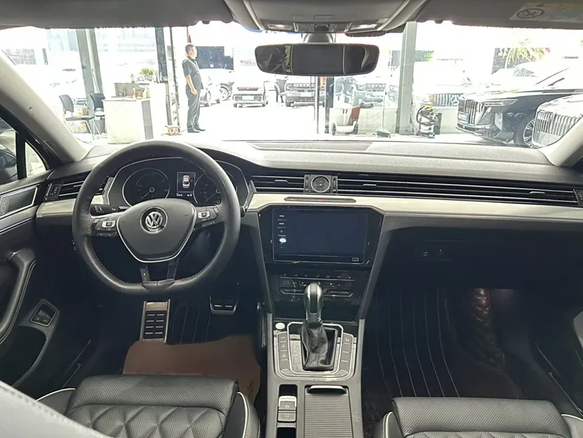 2020 Volkswagen Magotan GTE 1.4T 150HP L4 6DCT PHEV 13KWH,autocango,china used car exporter,china ev exporter,chinese used car exporter,chinese used ev exporter