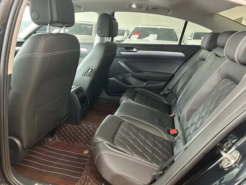 2020 Volkswagen Magotan GTE 1.4T 150HP L4 6DCT PHEV 13KWH,autocango,china used car exporter,china ev exporter,chinese used car exporter,chinese used ev exporter