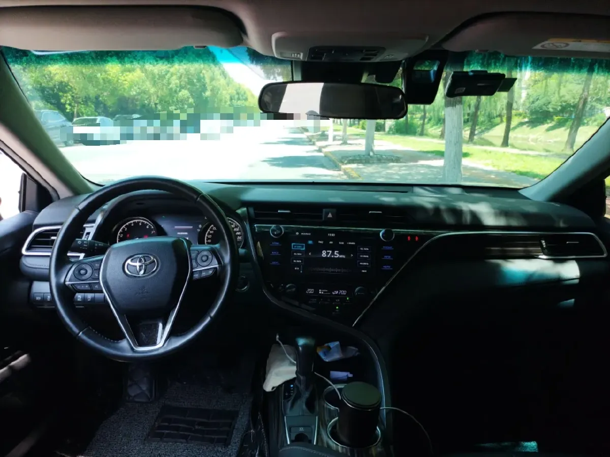 2019 Toyota Camry 2.0L 178HP L4 CVT,autocango,china used car exporter,china ev exporter,chinese used car exporter,chinese used ev exporter
