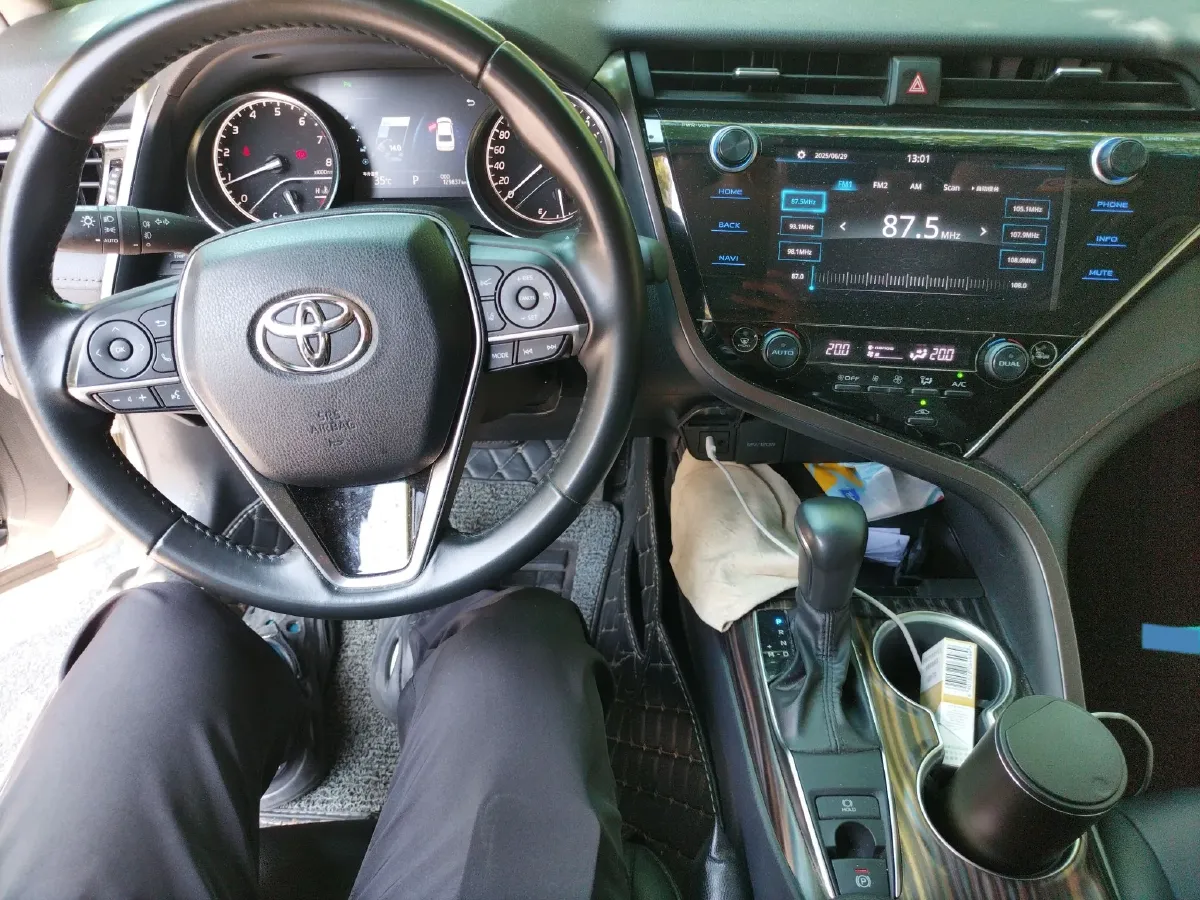 2019 Toyota Camry 2.0L 178HP L4 CVT,autocango,china used car exporter,china ev exporter,chinese used car exporter,chinese used ev exporter