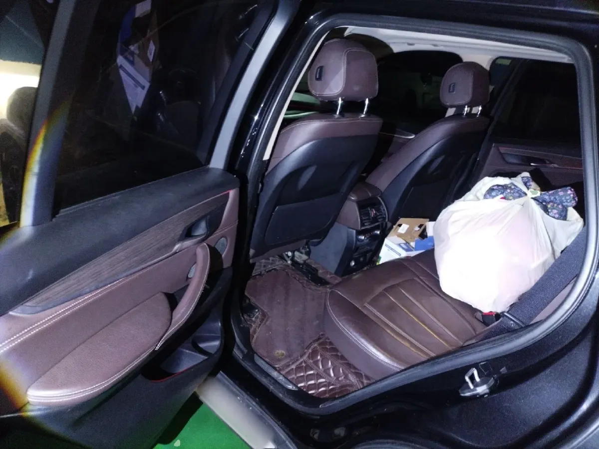 2014 BMW X5 3.0T 306HP L6 8AT,autocango,china used car exporter,china ev exporter,chinese used car exporter,chinese used ev exporter