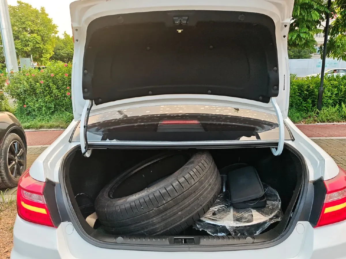 2018 Geely Vision 1.5L 109HP L4 4AT,autocango,china used car exporter,china ev exporter,chinese used car exporter,chinese used ev exporter