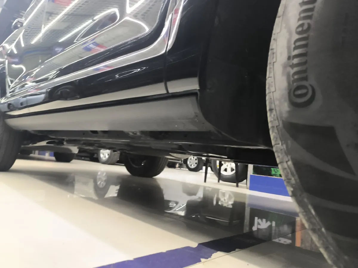 2024 Tank 700 3.0T 360HP V6 9AT PHEV 37.1KWH,autocango,china used car exporter,china ev exporter,chinese used car exporter,chinese used ev exporter