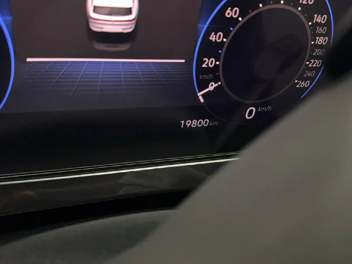 2023 Volkswagen Tavendor 2.0T 220HP L4 7DCT,autocango,china used car exporter,china ev exporter,chinese used car exporter,chinese used ev exporter