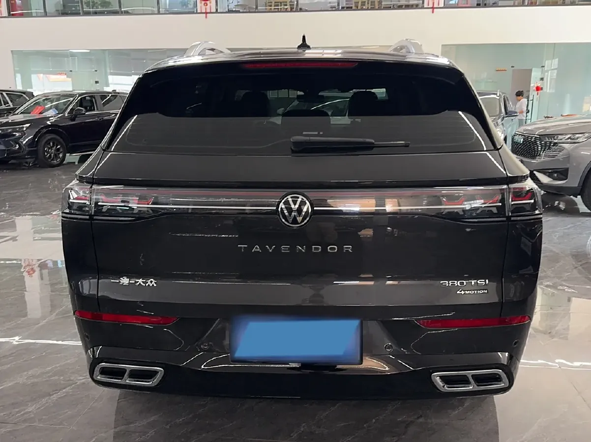 2023 Volkswagen Tavendor 2.0T 220HP L4 7DCT,autocango,china used car exporter,china ev exporter,chinese used car exporter,chinese used ev exporter