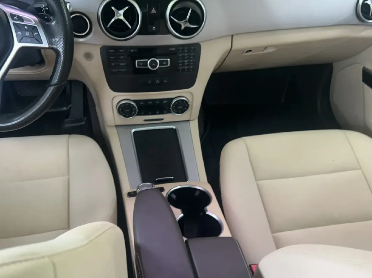 2015 Mercedes-Benz GLK Class 2.0T 211HP L4 7AT,autocango,china used car exporter,china ev exporter,chinese used car exporter,chinese used ev exporter