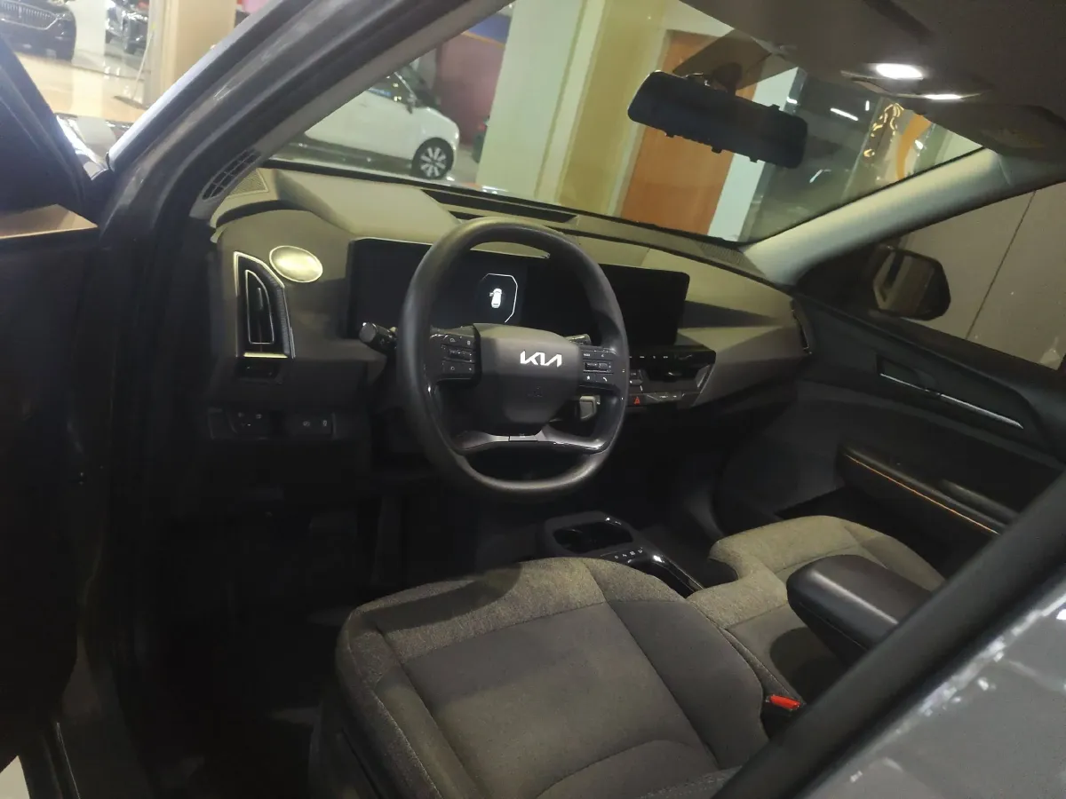 2024 Kia EV5 BEV 64.2KWH,autocango,china used car exporter,china ev exporter,chinese used car exporter,chinese used ev exporter