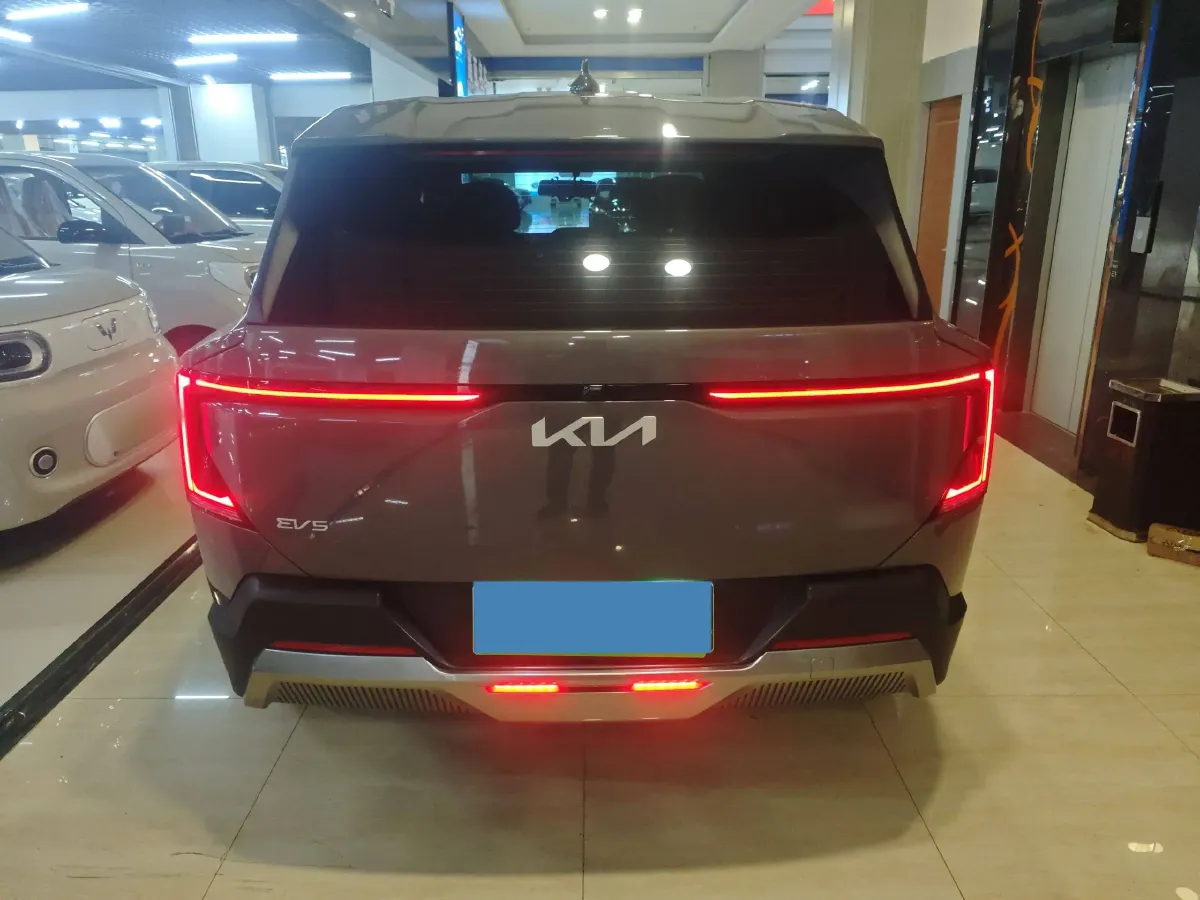 2024 Kia EV5 BEV 64.2KWH,autocango,china used car exporter,china ev exporter,chinese used car exporter,chinese used ev exporter