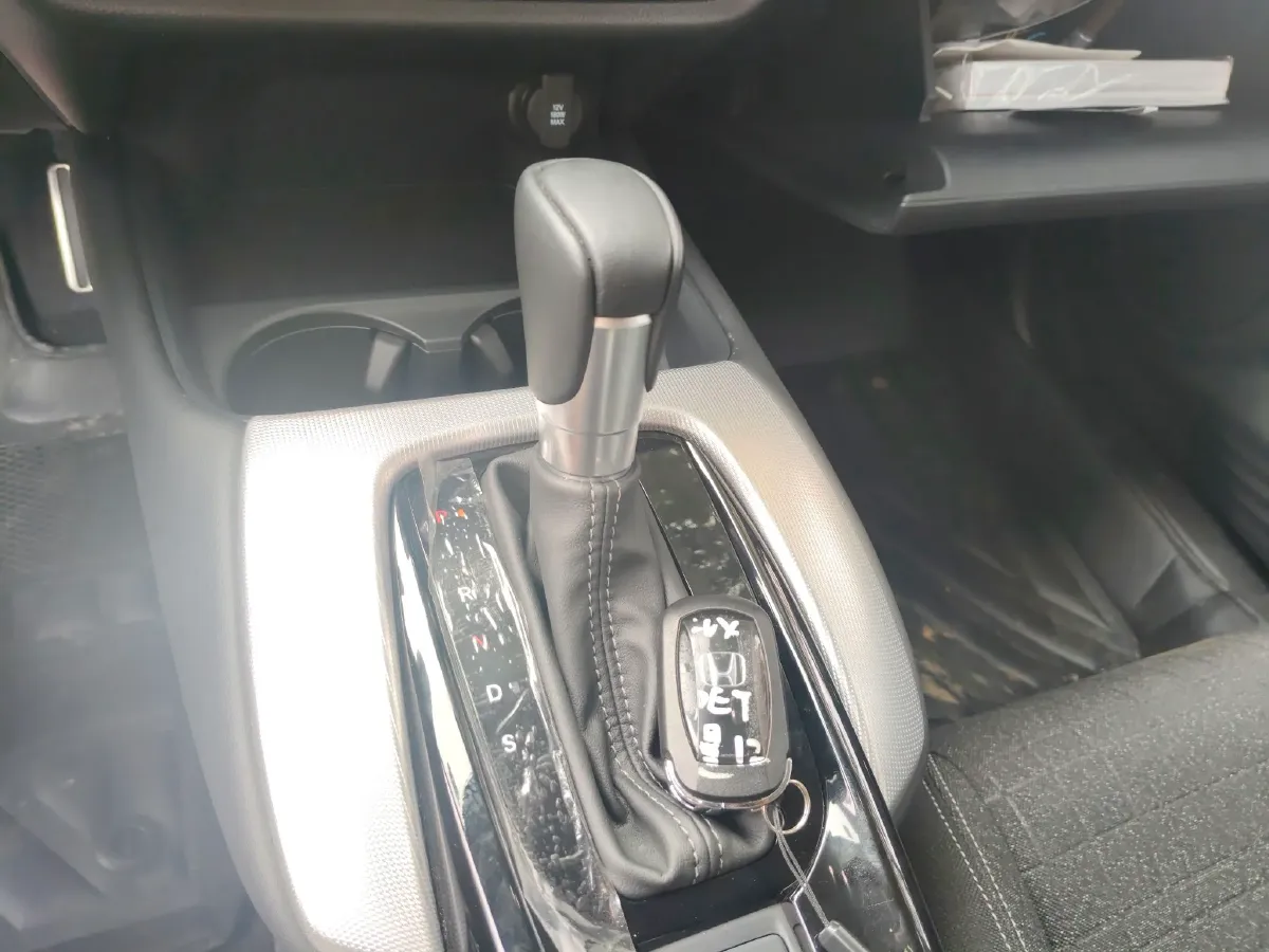 2023 Honda HR-V 1.5T 182HP L4 CVT,autocango,china used car exporter,china ev exporter,chinese used car exporter,chinese used ev exporter