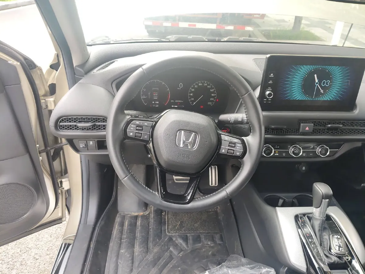 2023 Honda HR-V 1.5T 182HP L4 CVT,autocango,china used car exporter,china ev exporter,chinese used car exporter,chinese used ev exporter