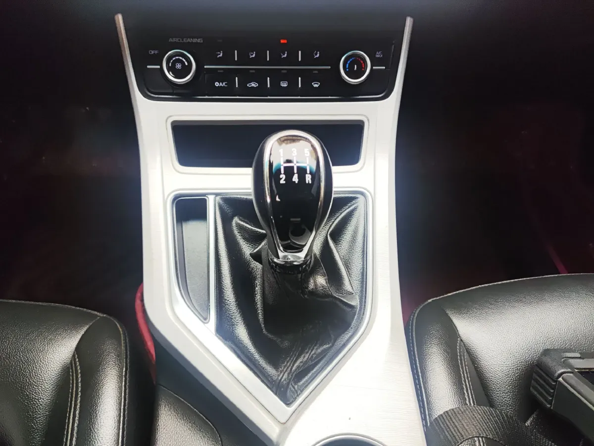 2018 Geely Vision 1.5L 109HP L4 5MT,autocango,china used car exporter,china ev exporter,chinese used car exporter,chinese used ev exporter