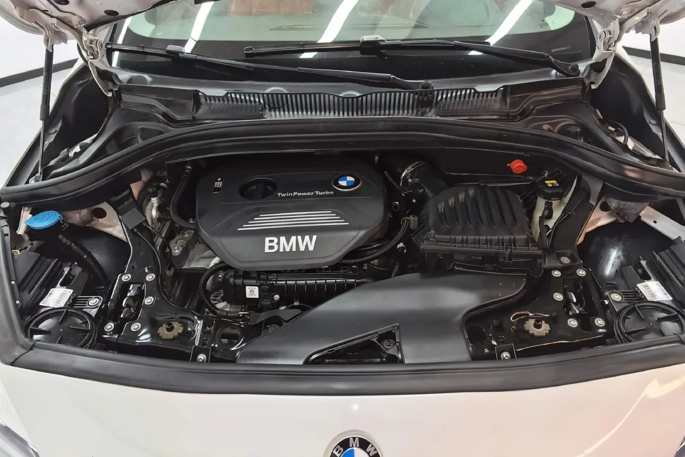 2016 BMW 2 Series Wagon 1.5T 136HP L3 6AT,autocango,china used car exporter,china ev exporter,chinese used car exporter,chinese used ev exporter